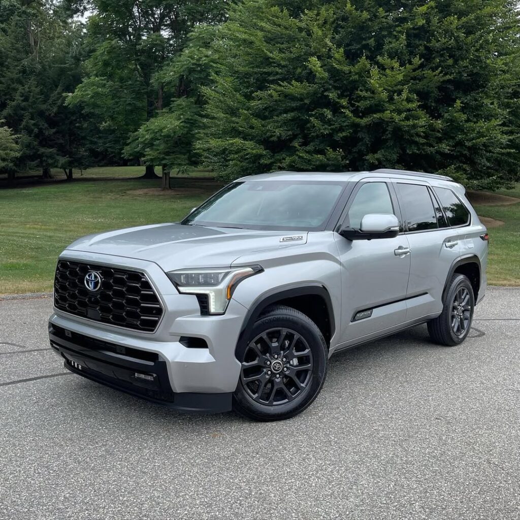 Toyota Sequoia